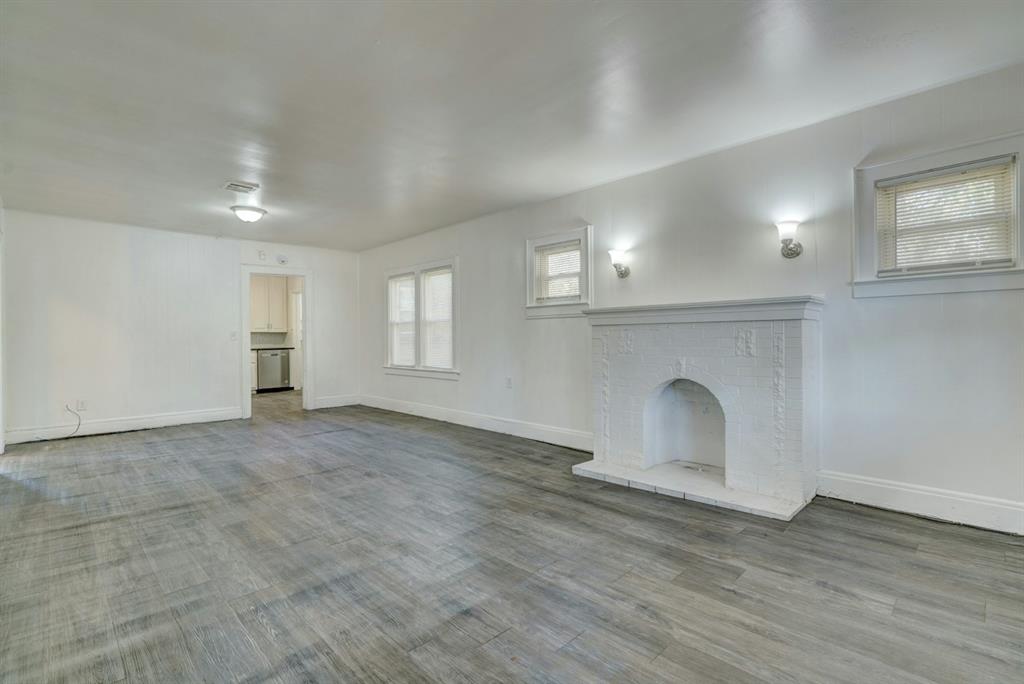 9709 N Western Avenue Property Photo 10