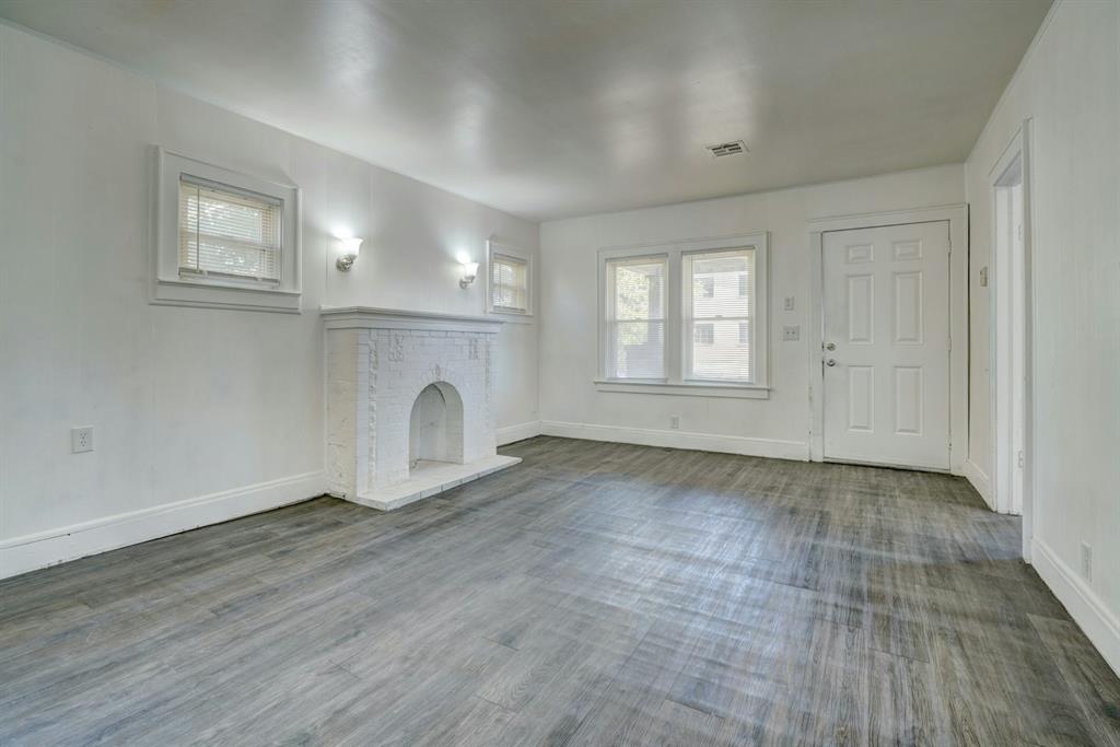 9709 N Western Avenue Property Photo 14