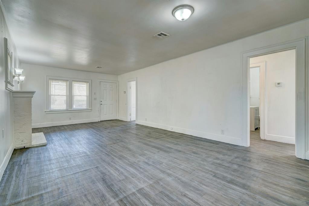9709 N Western Avenue Property Photo 16