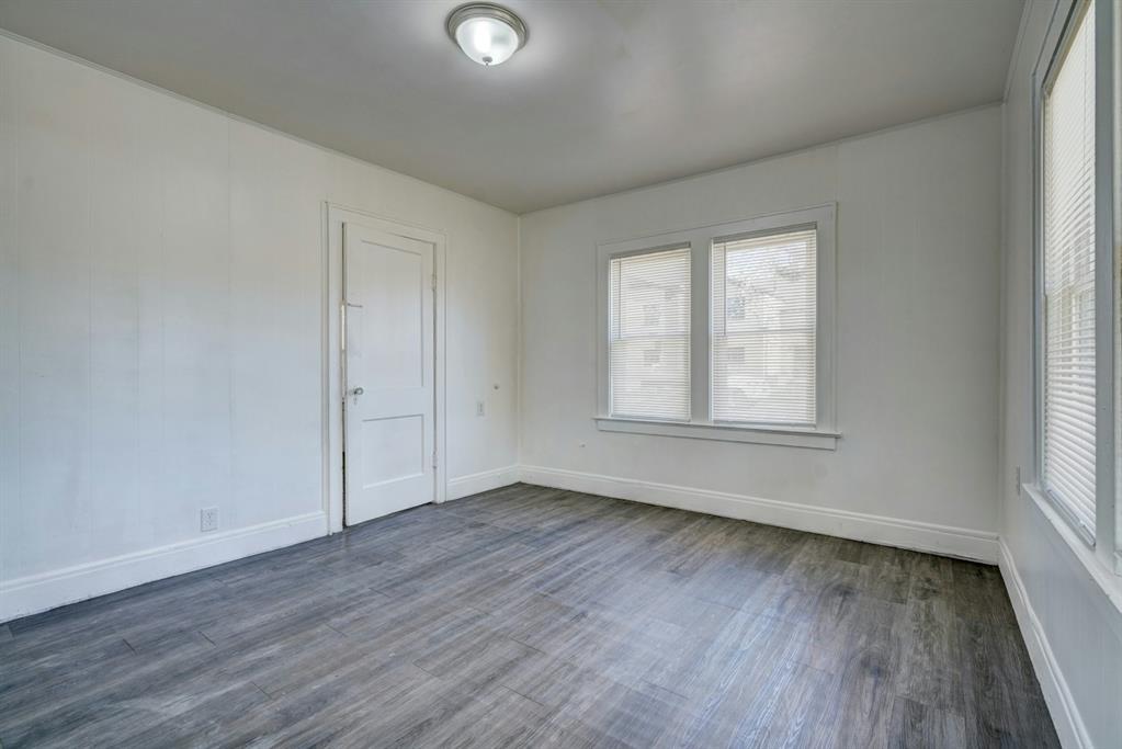 9709 N Western Avenue Property Photo 21