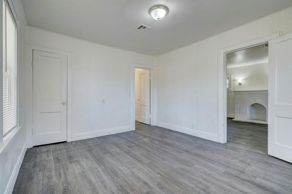 9709 N Western Avenue Property Photo 22