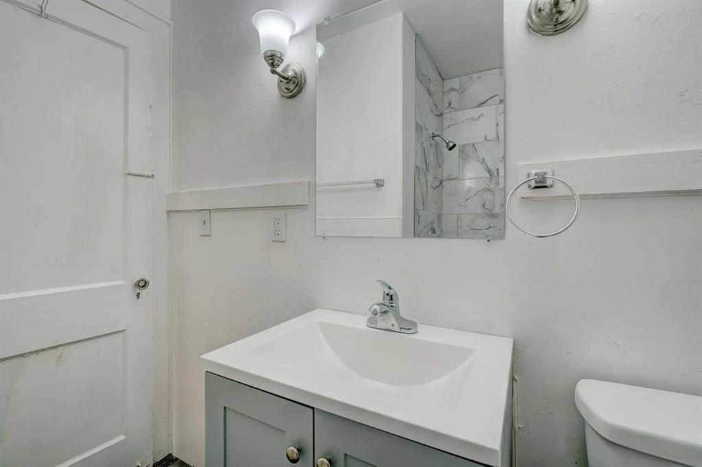 9709 N Western Avenue Property Photo 25
