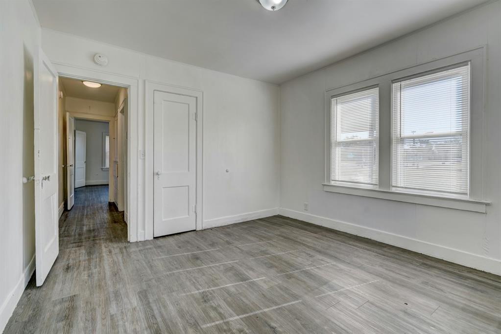 9709 N Western Avenue Property Photo 28