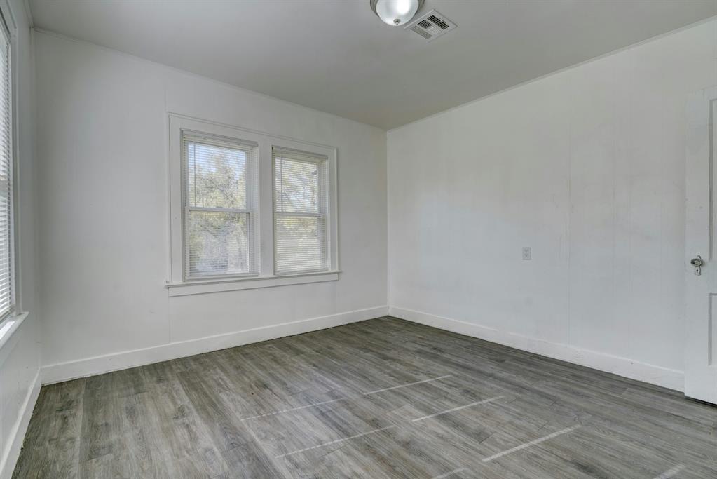 9709 N Western Avenue Property Photo 29