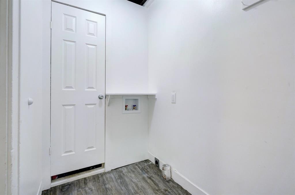 9709 N Western Avenue Property Photo 37