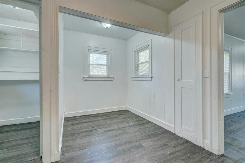 9709 N Western Avenue Property Photo 38