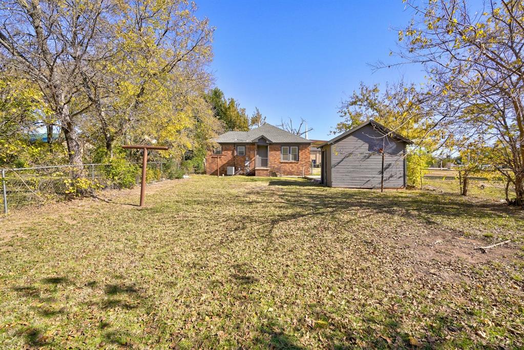 9709 N Western Avenue Property Photo 43
