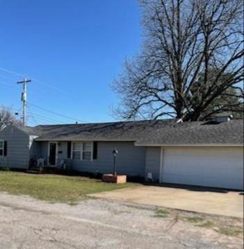 214 E Van Buren Street Property Photo