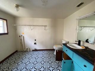 233 S Louis Tittle Avenue Property Photo 4