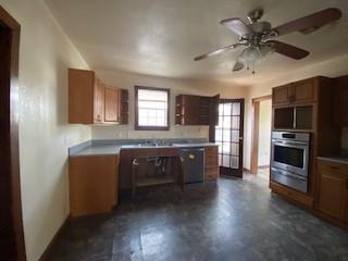 233 S Louis Tittle Avenue Property Photo 8