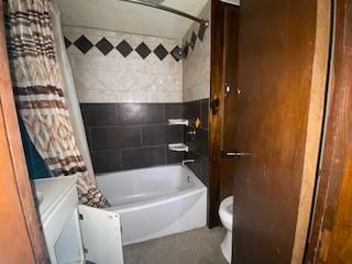 233 S Louis Tittle Avenue Property Photo 20