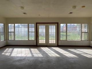 233 S Louis Tittle Avenue Property Photo 22