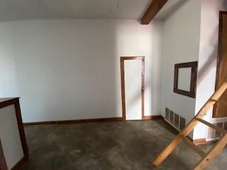 233 S Louis Tittle Avenue Property Photo 32