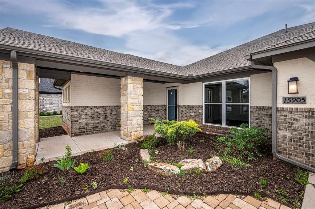 15905 Tall Grass Drive Property Photo