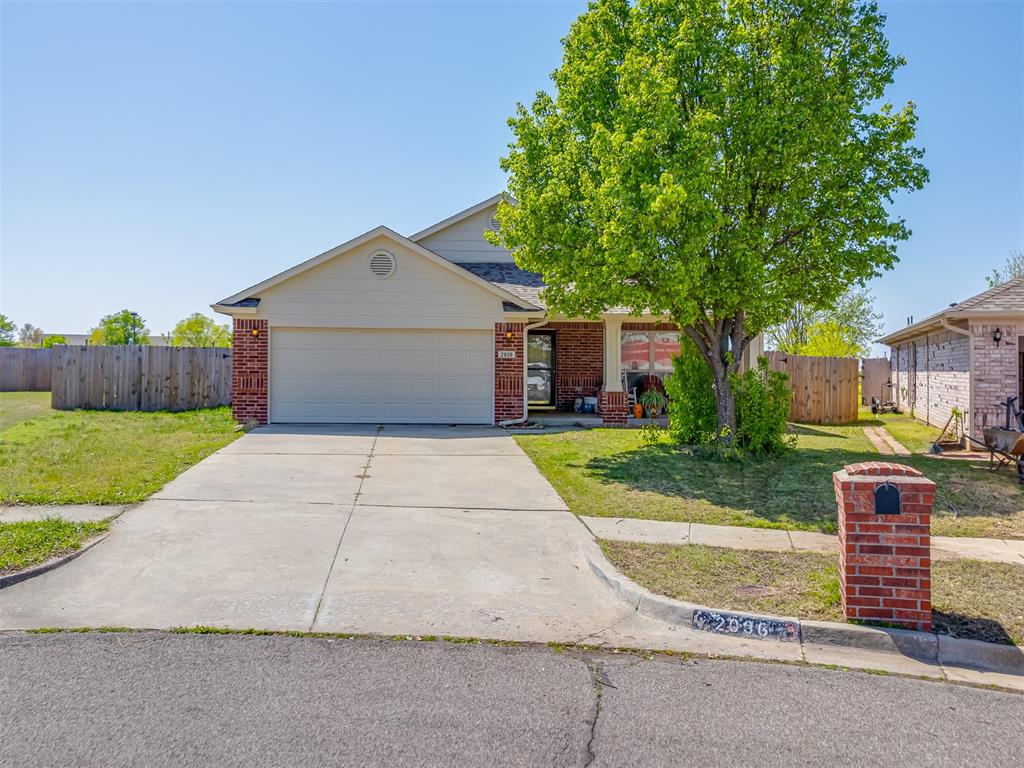 2036 Cloverdale Lane Property Photo 1