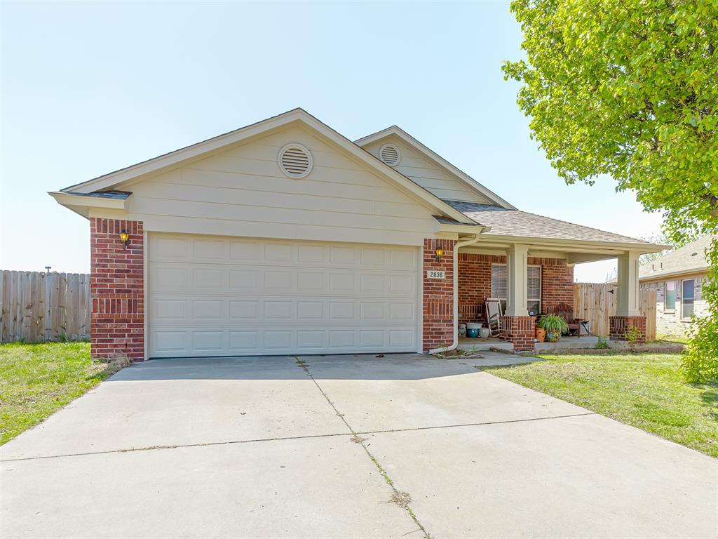 2036 Cloverdale Lane Property Photo 3