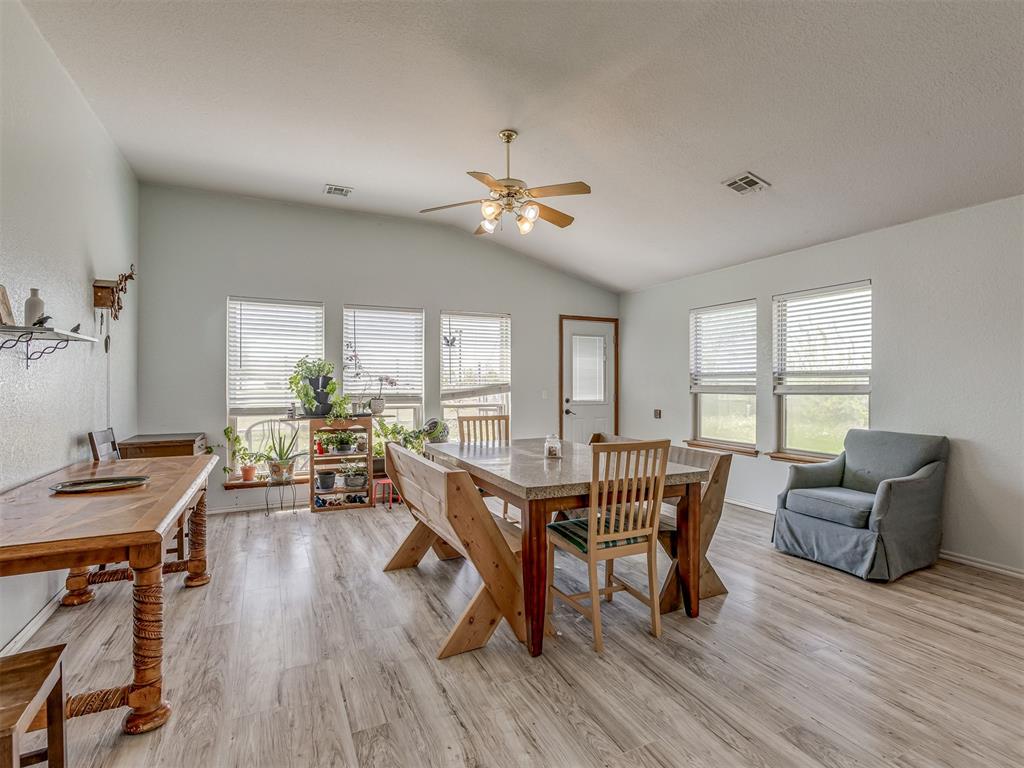 2036 Cloverdale Lane Property Photo 9