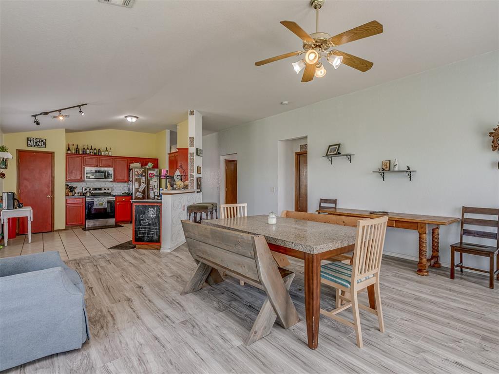 2036 Cloverdale Lane Property Photo 11