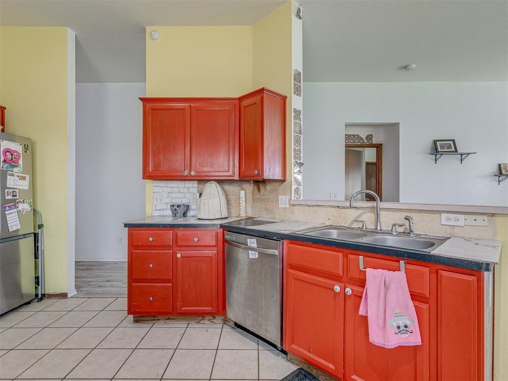 2036 Cloverdale Lane Property Photo 15