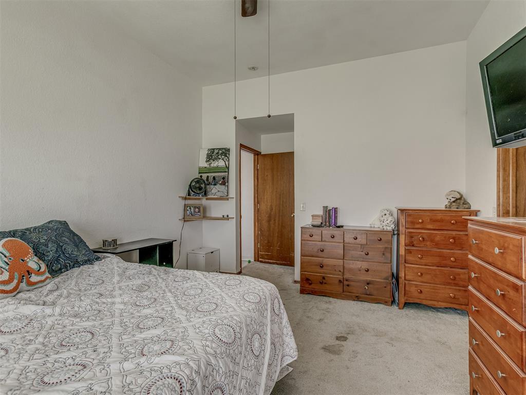 2036 Cloverdale Lane Property Photo 19