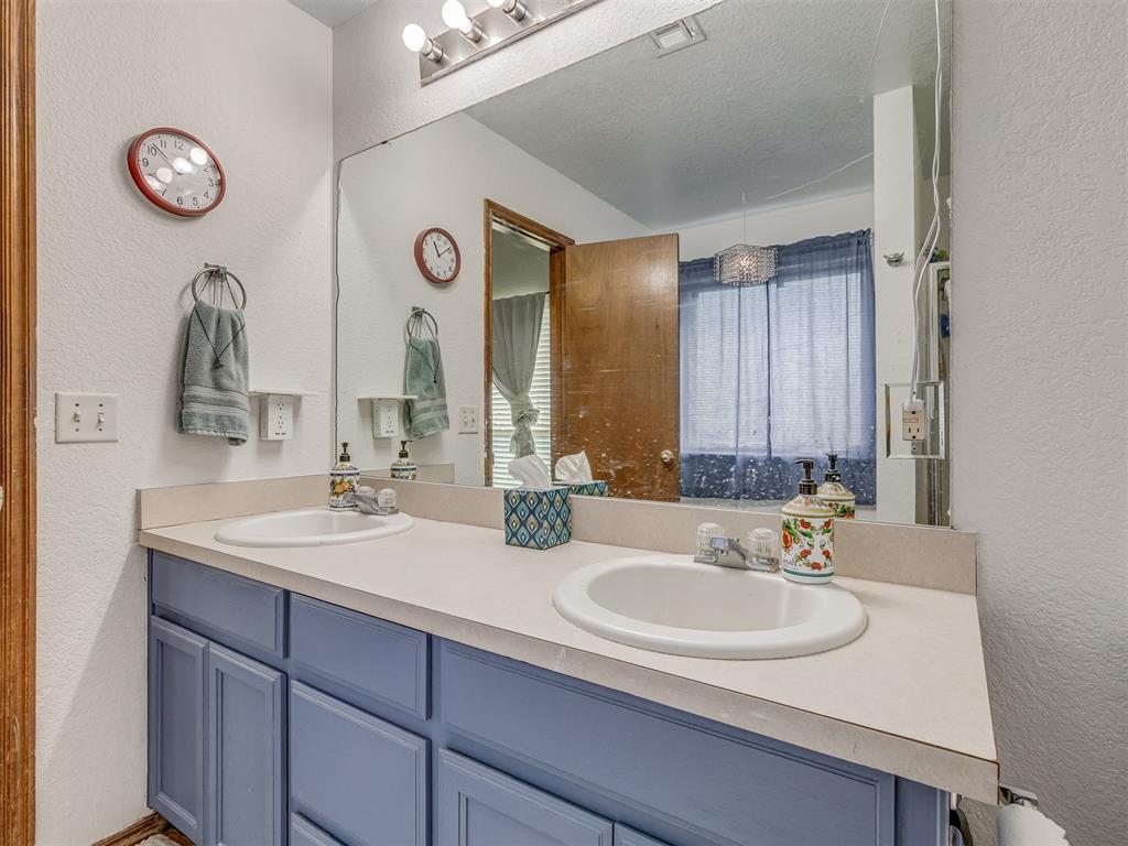 2036 Cloverdale Lane Property Photo 21