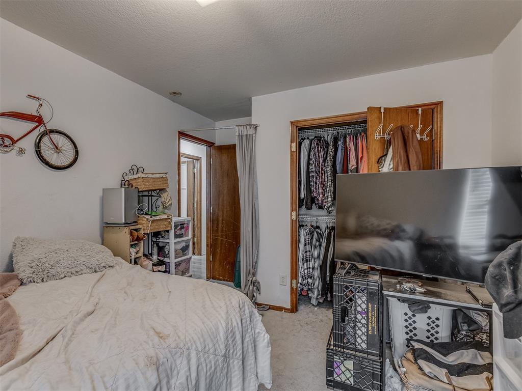 2036 Cloverdale Lane Property Photo 24