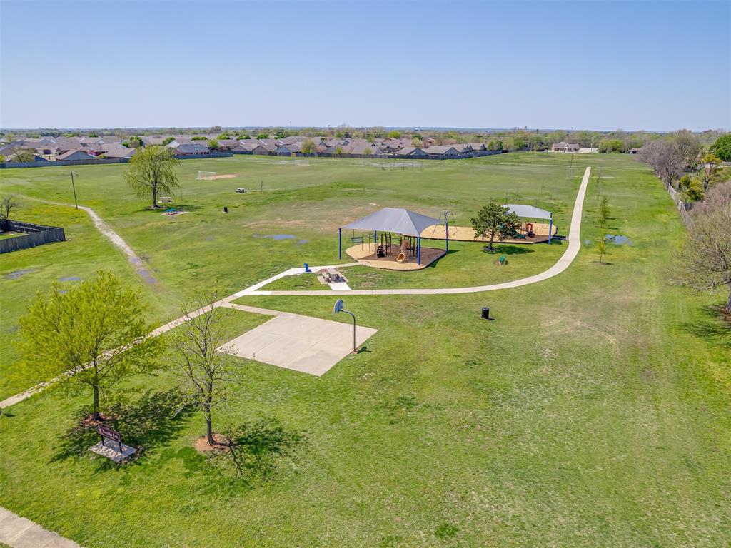 2036 Cloverdale Lane Property Photo 40