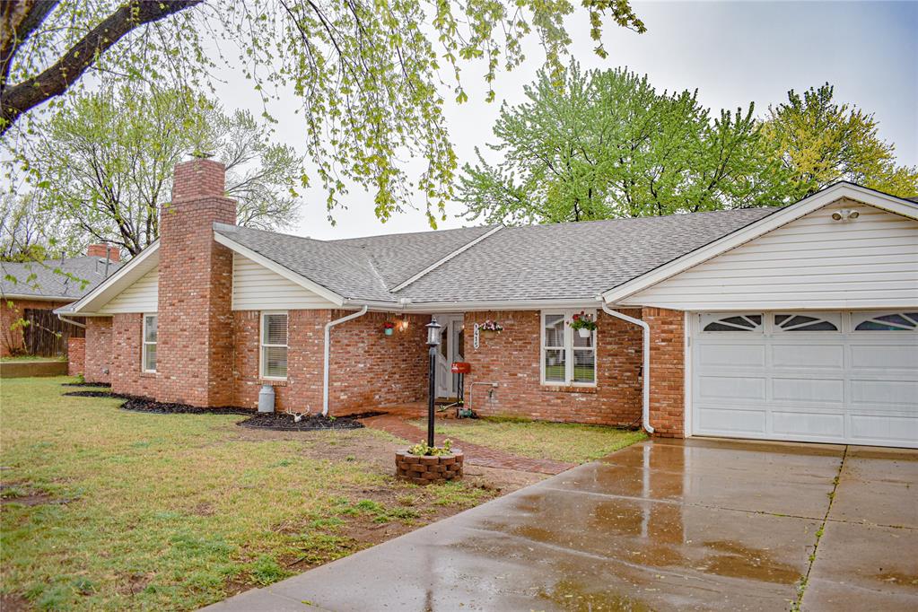 1415 W B Avenue Property Photo