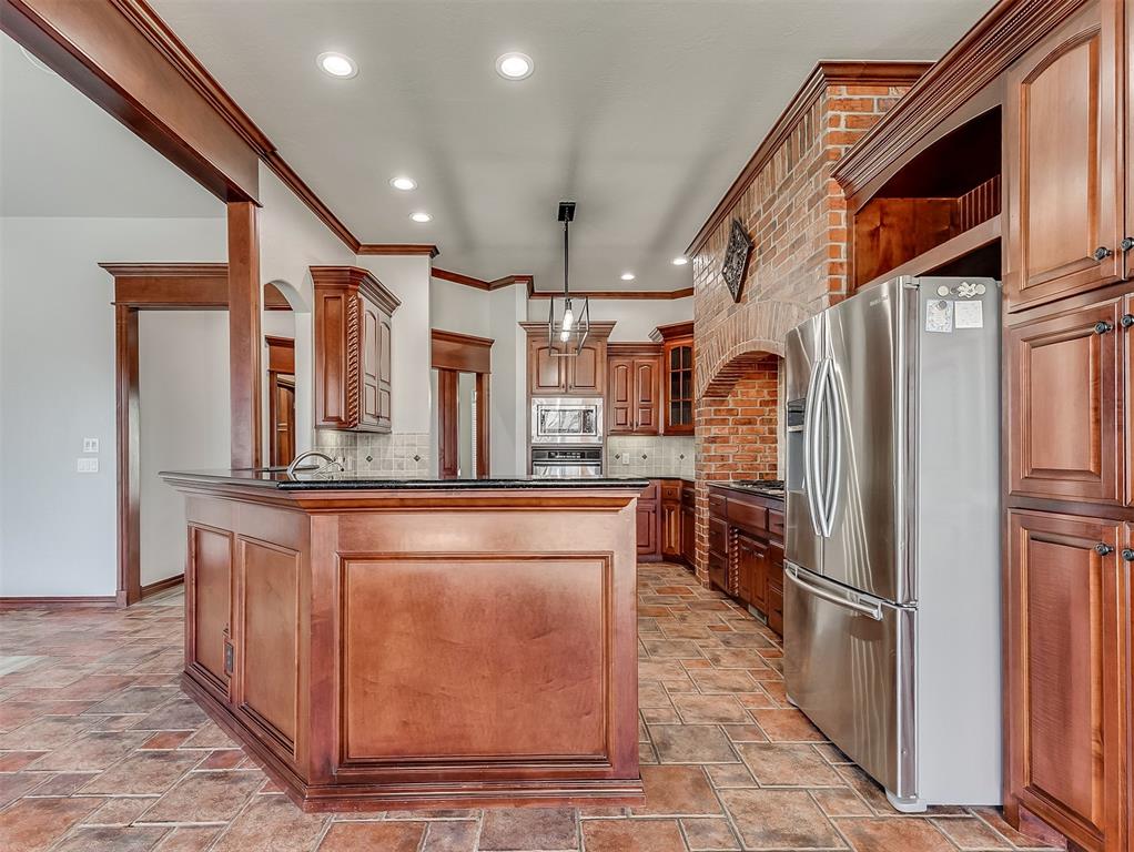 1217 Camelot Drive Property Photo 15