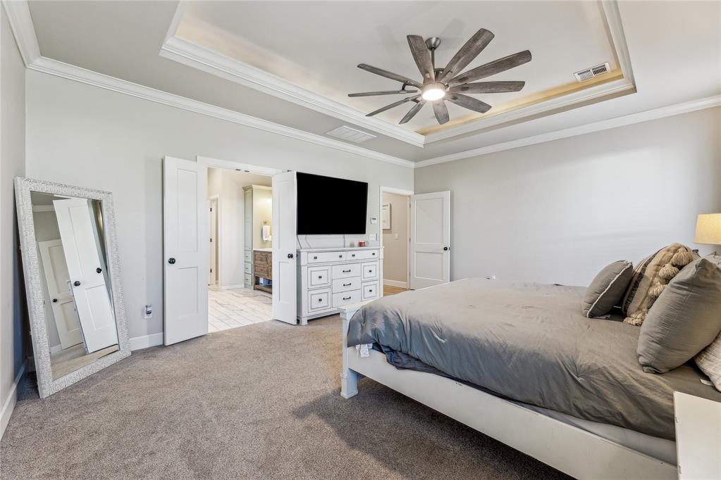 2585 Forest Glen Drive Property Photo 16