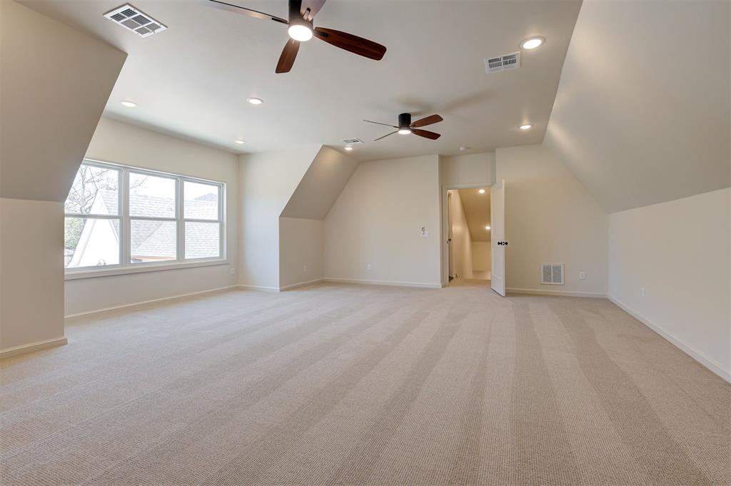2297 Summit Circle Property Photo 40