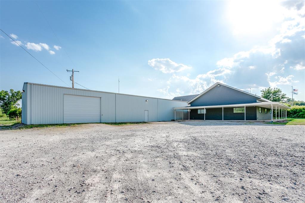 3212 E Walnut Street Property Photo