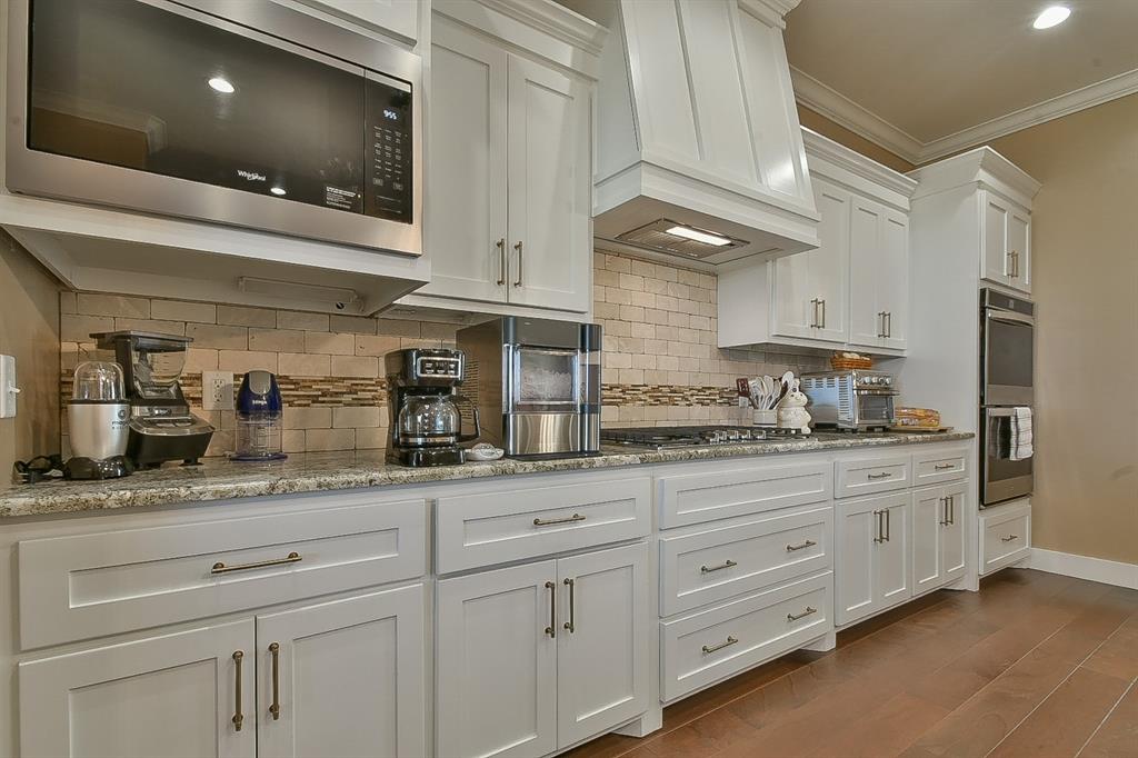 1063 Pulchella Way Property Photo 9