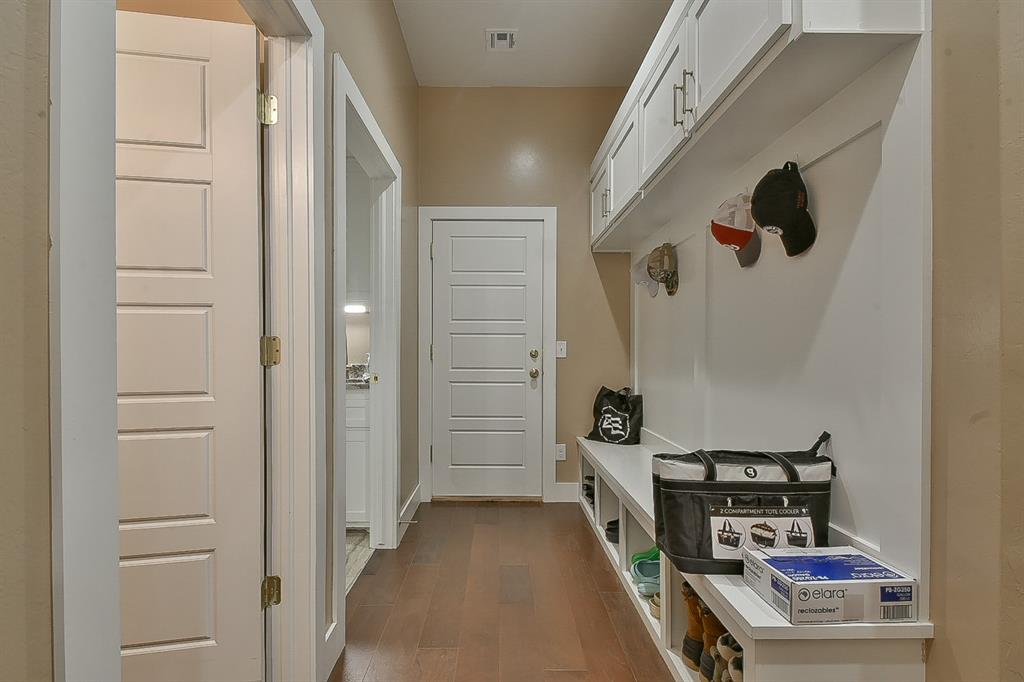 1063 Pulchella Way Property Photo 28