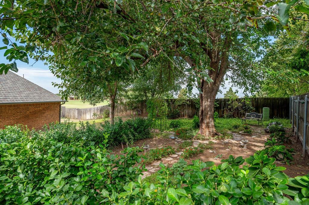 2119 Martingale Drive Property Photo 37