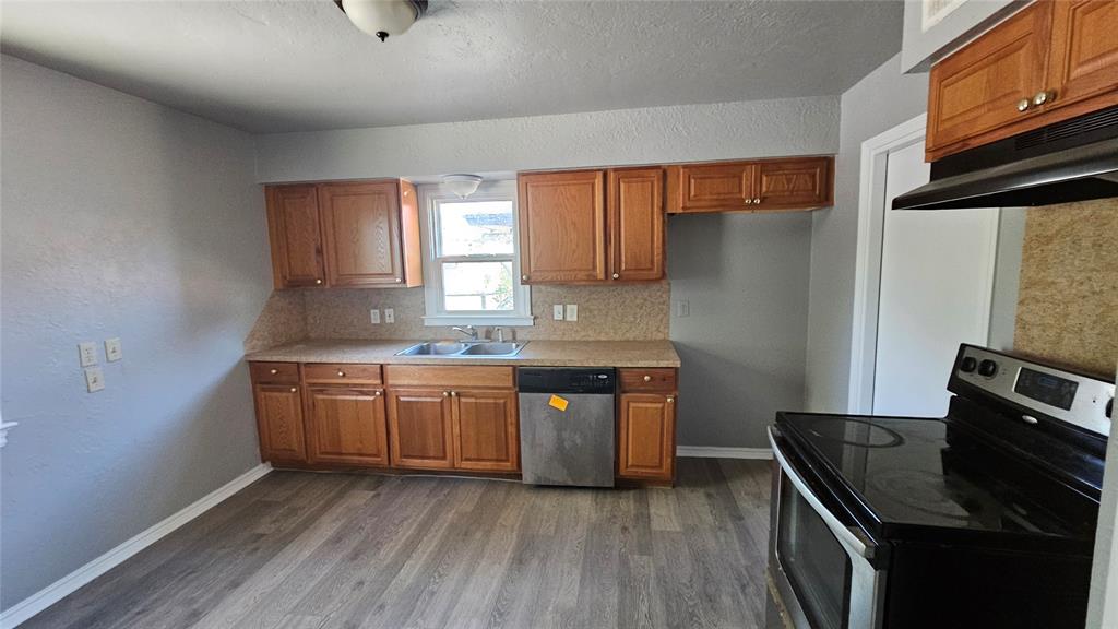 1708 Ne 47th Street Property Photo 9