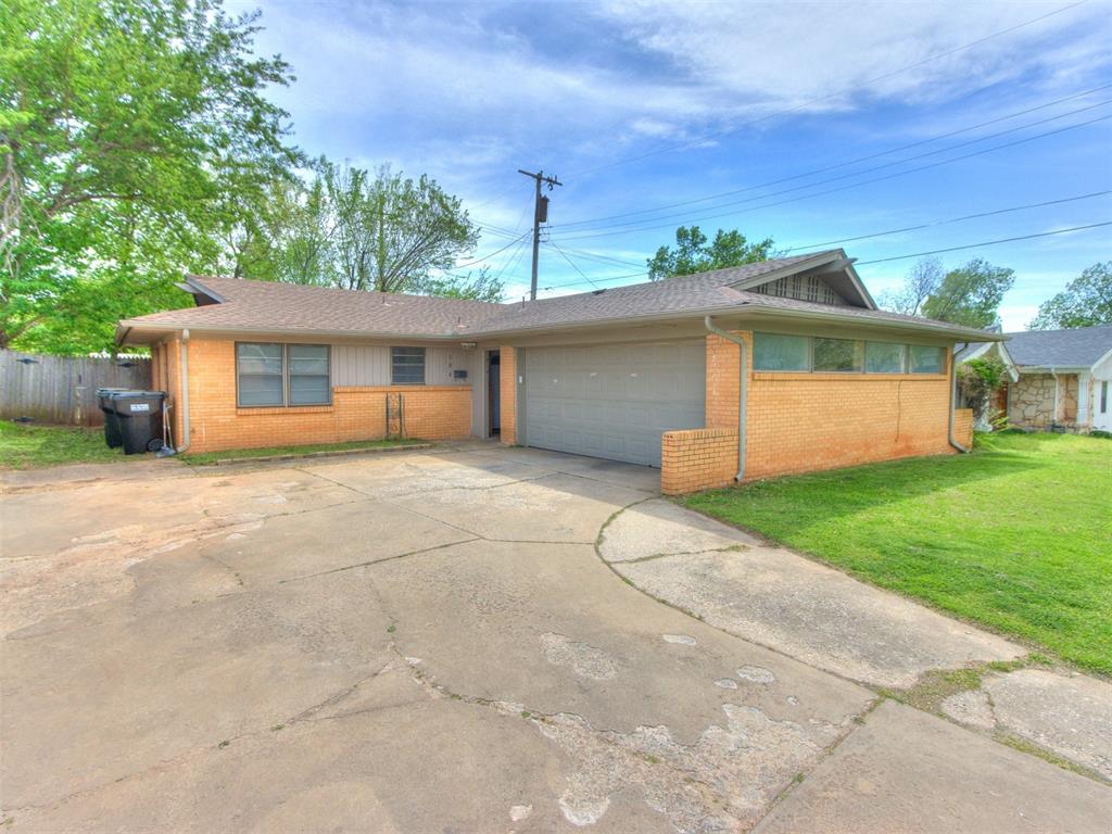 104 Oakside Drive Property Photo