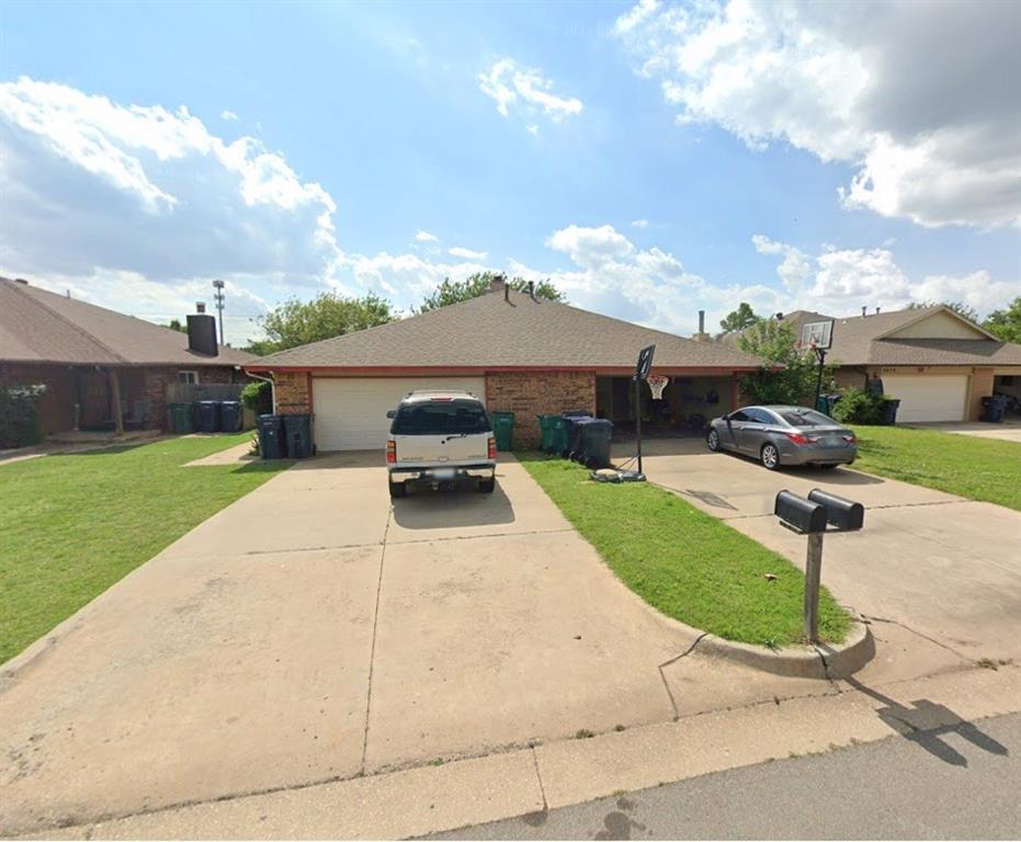 9025 N Rockwell Drive Property Photo
