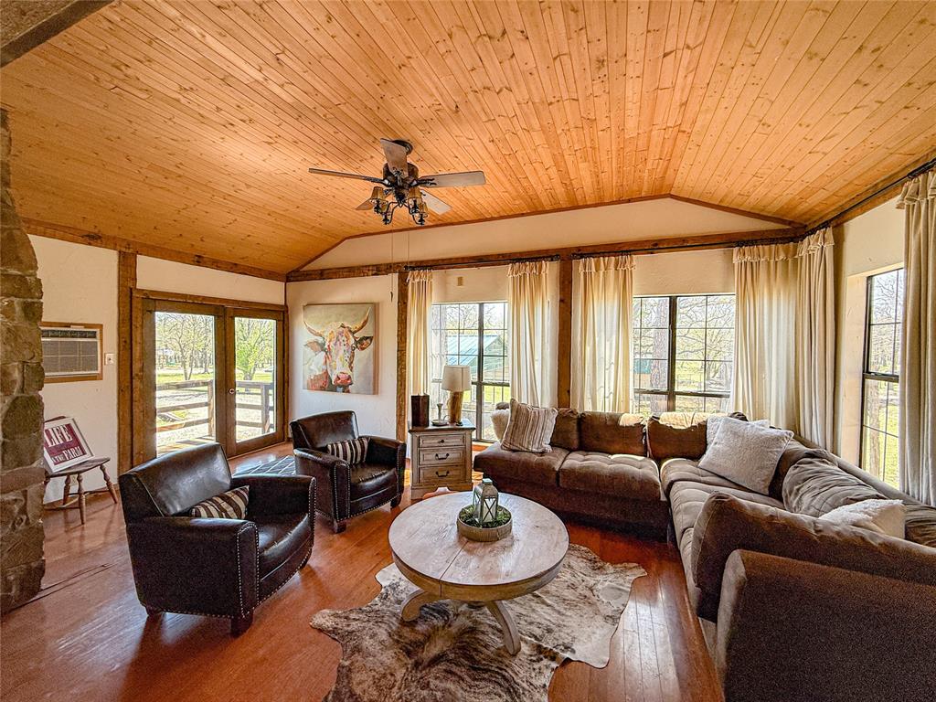 31230 N County Road 3170 Property Photo 9