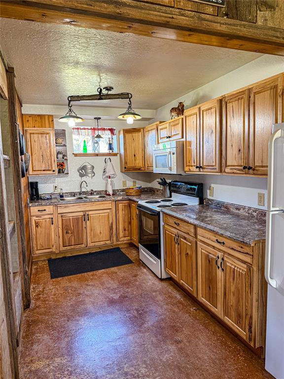 31230 N County Road 3170 Property Photo 23