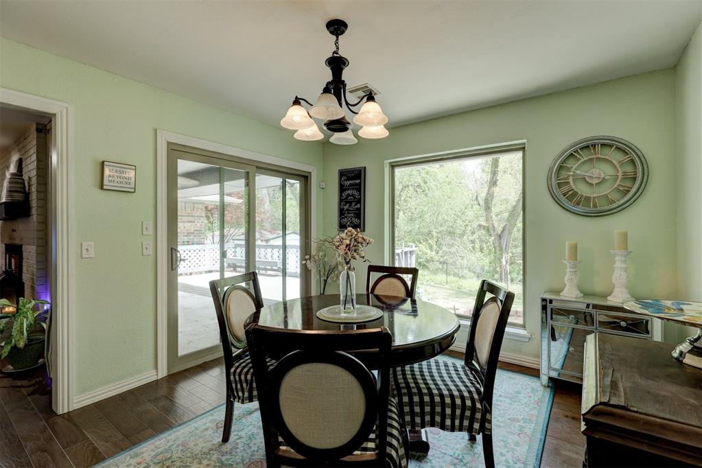 1600 Pine Oak Drive Property Photo 9