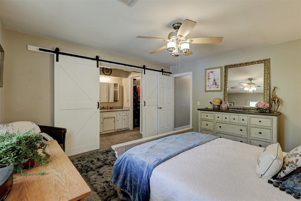 1600 Pine Oak Drive Property Photo 12