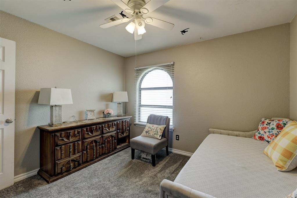 1600 Pine Oak Drive Property Photo 15
