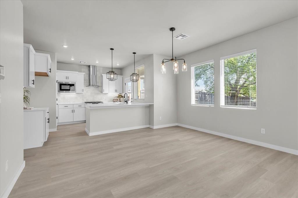 508 Nw 175th Street Property Photo 3