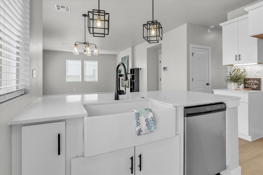 508 Nw 175th Street Property Photo 8
