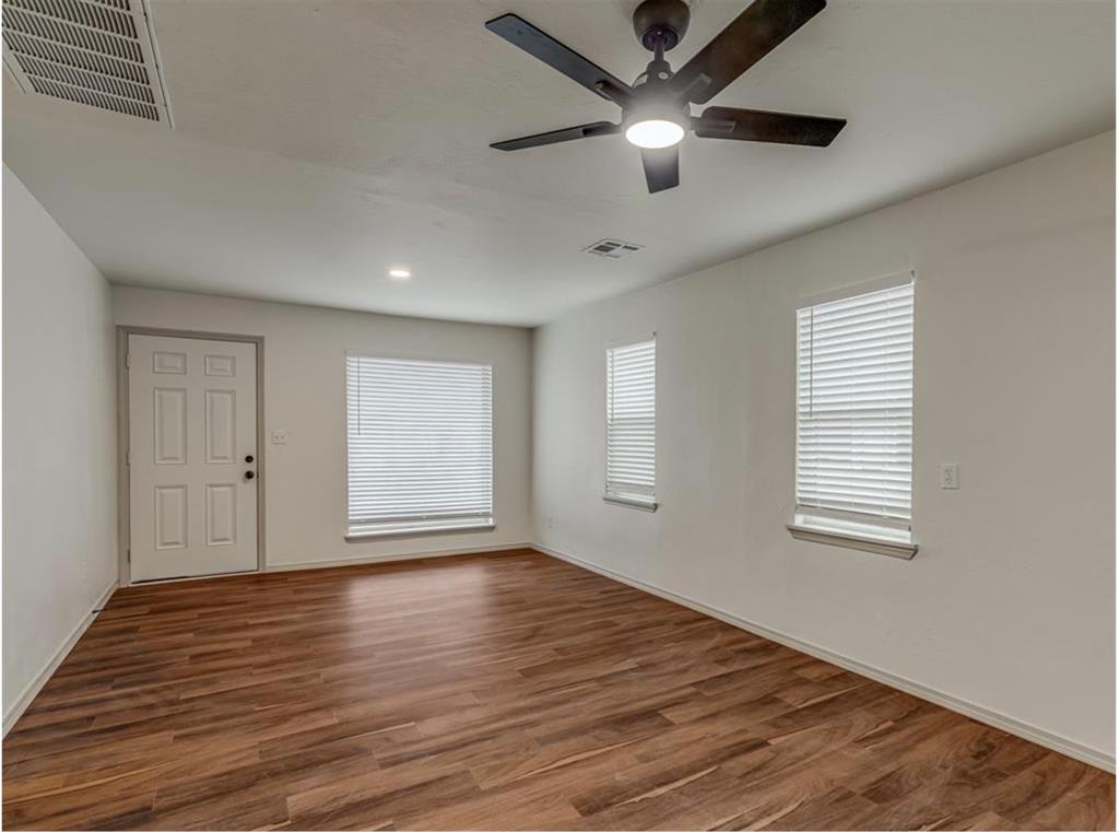 1619 Se 63rd Street Property Photo 2