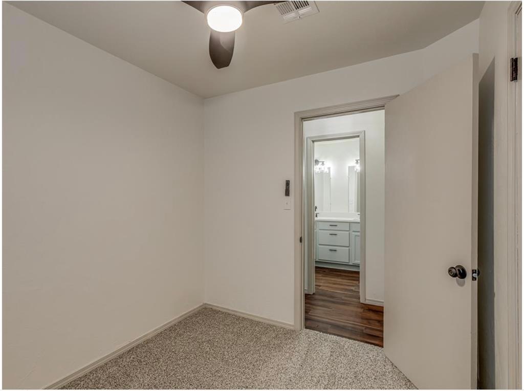 1619 Se 63rd Street Property Photo 5
