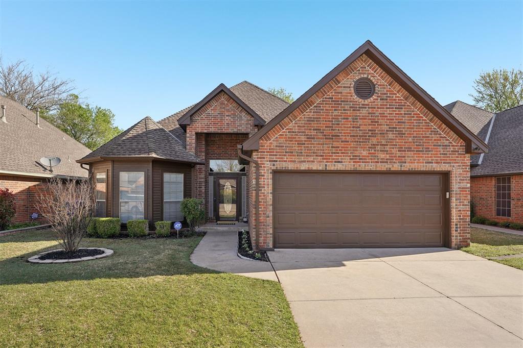 1137 Pinehurst Drive Property Photo 1