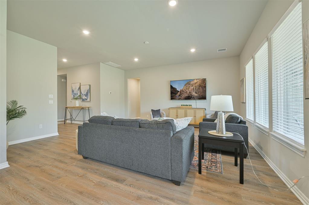 10729 Sw 20th Street Property Photo 7