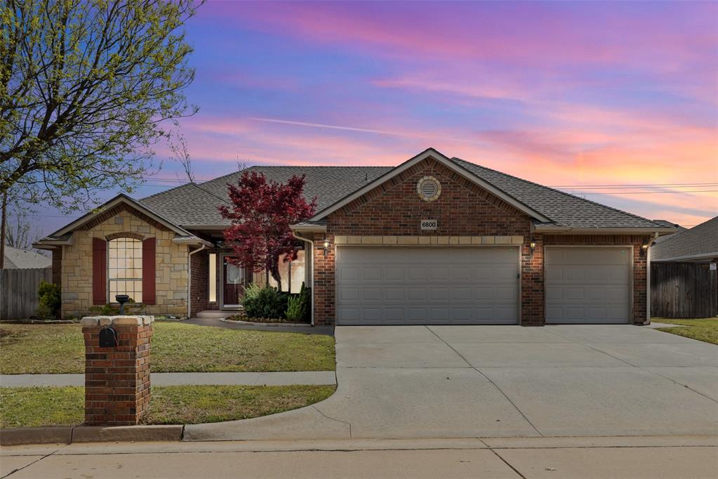 6800 Stinchcomb Drive Property Photo